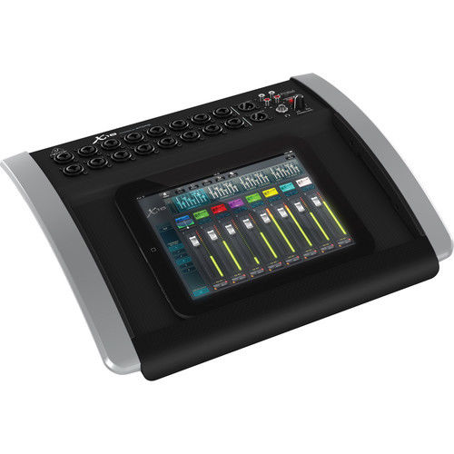 Behringer X18